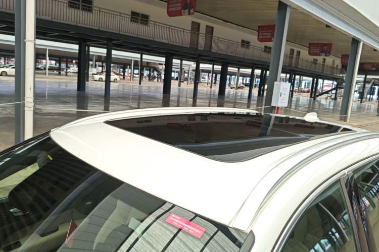 Used Volvo XC60 2026 B5 4x4 Smart Luxury Edition Roof