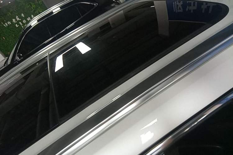 Used Volvo XC60 2026 B5 4x4 Smart Luxury Edition Roof
