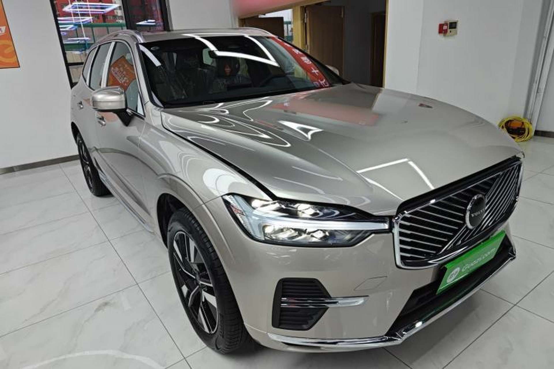 Used Volvo XC60 2026 B5 4x4 Smart Luxury Edition Exterior 1