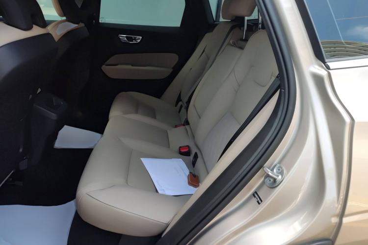 Used Volvo XC60 2026 B5 4x4 Smart Luxury Edition Left Rear Seat