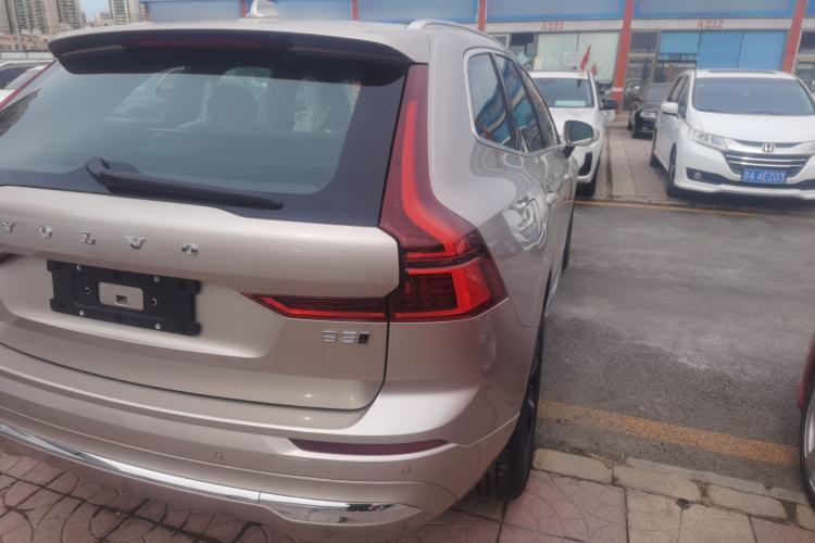 Used Volvo XC60 2026 B5 4x4 Smart Luxury Edition Right Rear Taillight