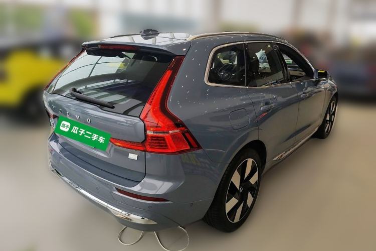 Used Volvo XC60 New Energy 2024 T8 Plug-in Hybrid Long-Range All-Wheel Drive Smart Luxury Edition Rear Right 45 Deg