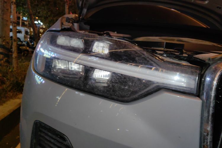 Used Volvo XC60 New Energy 2023 T8 Plug-in Hybrid Long-Range All-Wheel Drive Smart & Luxurious Enjoyment Edition Right Front Headlight