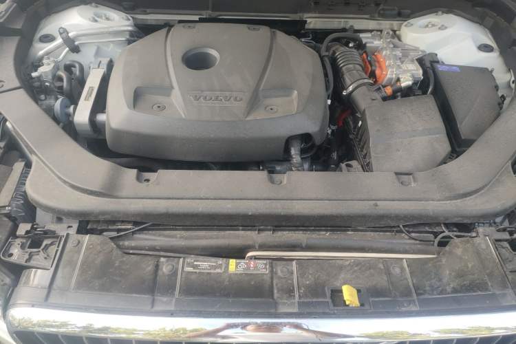Used Volvo XC60 New Energy 2020 T8 eDrive Hybrid Luxury Edition Engine Bay