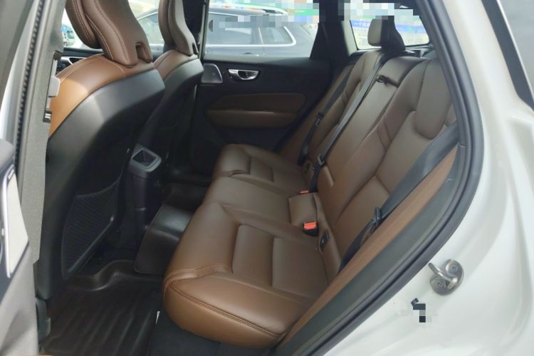 Used Volvo XC60 New Energy 2024 T8 Plug-in Hybrid Long-Range All-Wheel Drive Smart Luxury Edition Left Rear Seat
