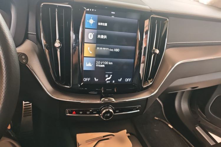 Used Volvo XC60 New Energy 2019 T8 E-Drive Hybrid Intelligent Luxury Sport Edition China V Standard Audio And AC Panel