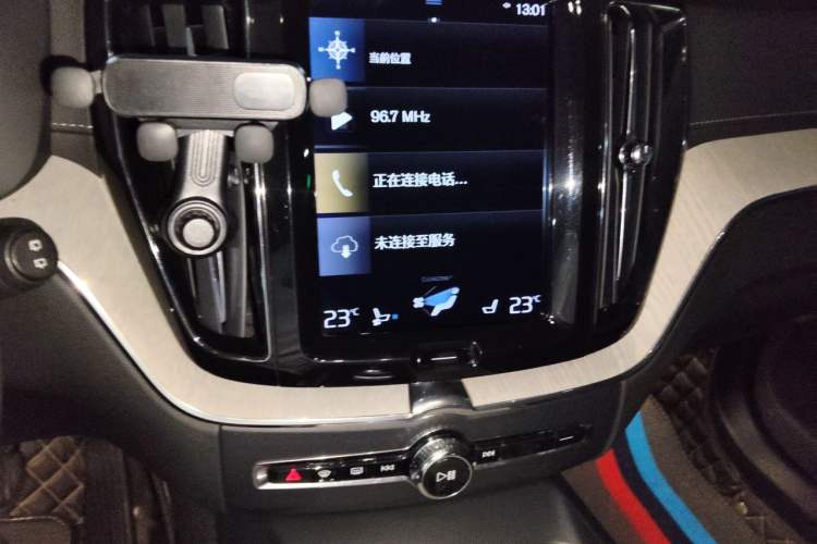 Used Volvo XC60 New Energy 2019 T8 E-Drive Hybrid Prestige Luxury Version China V Standard Audio And AC Panel