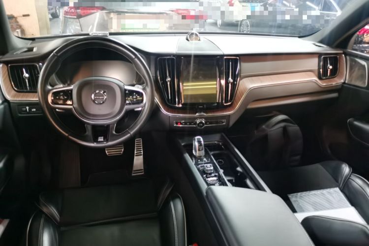 Used Volvo XC60 New Energy 2019 T8 E-Drive Hybrid Intelligent Luxury Sport Edition China VI Center Console