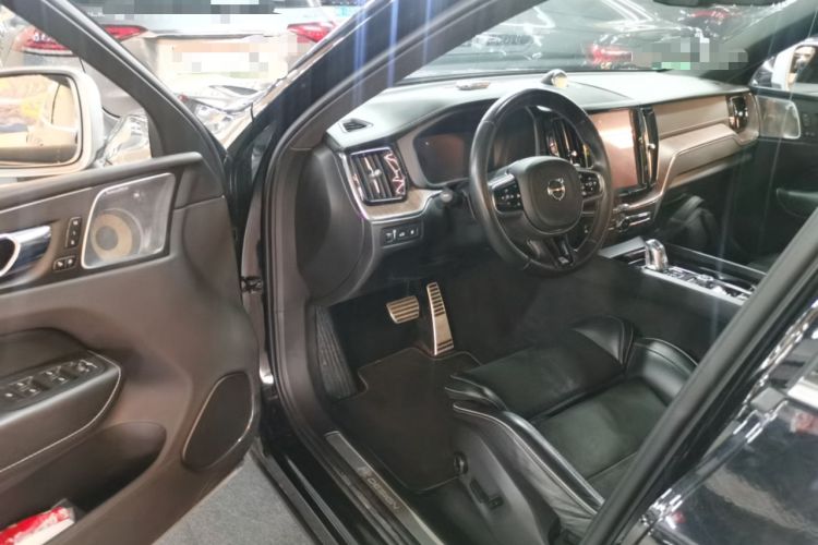 Used Volvo XC60 New Energy 2019 T8 E-Drive Hybrid Intelligent Luxury Sport Edition China VI Driver Seat