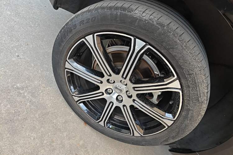 Used Volvo XC60 New Energy 2019 T8 e-Drive Hybrid Prestige Luxury Edition China VI Standard Exterior 5
