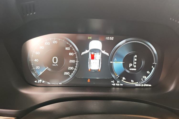 Used Volvo XC60 New Energy 2019 T8 E-Drive Hybrid Intelligent Luxury Sport Edition China V Standard Instrument Cluster