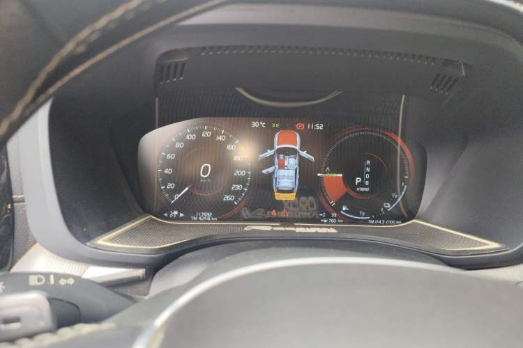 Used Volvo XC60 New Energy 2019 T8 E-Drive Hybrid Intelligent Luxury Sport Edition China V Standard Instrument Cluster