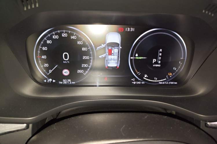 Used Volvo XC60 New Energy 2019 T8 E-Drive Hybrid Prestige Luxury Version China V Standard Odometer Close Up