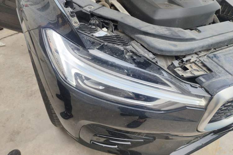 Used Volvo XC60 New Energy 2019 T8 E-Drive Hybrid Intelligent Luxury Sport Edition China V Standard Right Front Headlight