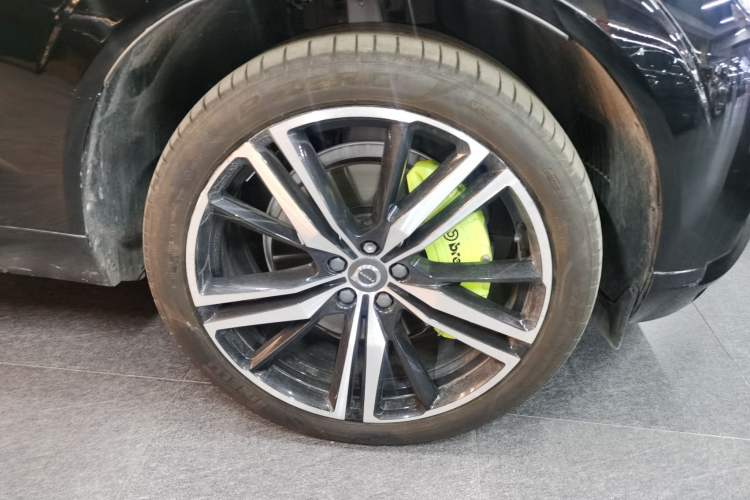 Used Volvo XC60 New Energy 2019 T8 E-Drive Hybrid Intelligent Luxury Sport Edition China VI Right Front Wheel Hub