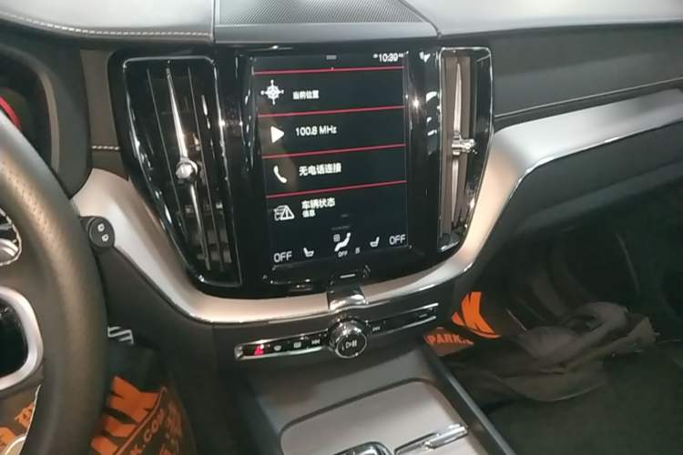 Used Volvo XC60 New Energy 2019 T8 E-Drive Hybrid Intelligent Luxury Sport Edition China V Standard Audio And AC Panel