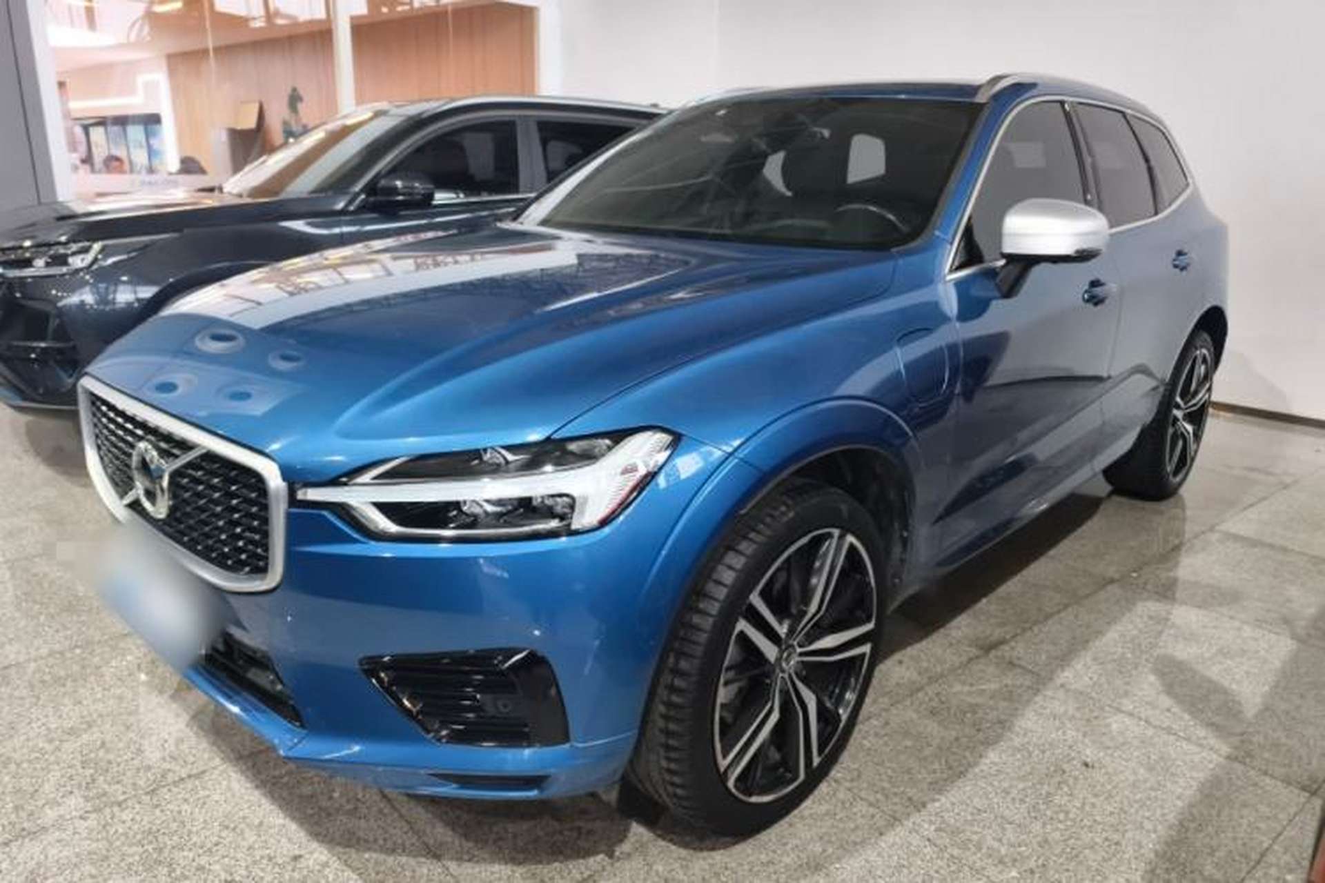 Used Volvo XC60 New Energy 2019 T8 E-Drive Hybrid Intelligent Luxury Sport Edition China VI Front Left 45 Deg