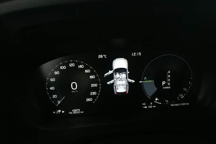 Used Volvo XC60 New Energy 2019 T8 E-Drive Hybrid Intelligent Luxury Sport Edition China V Standard Instrument Cluster