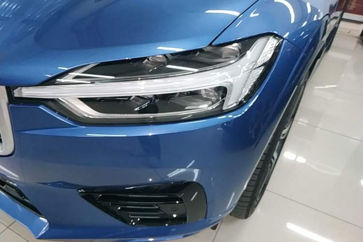 Used Volvo XC60 New Energy 2019 T8 E-Drive Hybrid Intelligent Luxury Sport Edition China V Standard Left Front Headlight