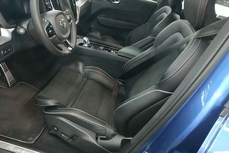 Used Volvo XC60 New Energy 2019 T8 E-Drive Hybrid Intelligent Luxury Sport Edition China V Standard Left Front Seat