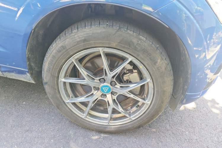Used Volvo XC60 New Energy 2019 T8 E-Drive Hybrid Intelligent Luxury Sport Edition China V Standard Right Front Wheel Hub