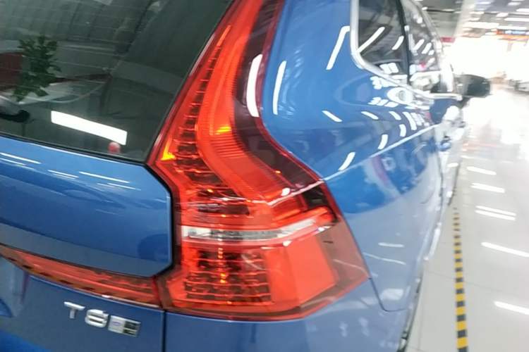 Used Volvo XC60 New Energy 2019 T8 E-Drive Hybrid Intelligent Luxury Sport Edition China V Standard Right Rear Taillight