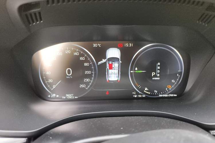 Used Volvo XC60 New Energy 2019 T8 E-Drive Hybrid Intelligent Luxury Sport Edition China V Standard Instrument Cluster