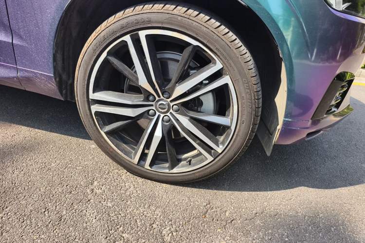 Used Volvo XC60 New Energy 2019 T8 E-Drive Hybrid Intelligent Luxury Sport Edition China V Standard Right Front Wheel Hub