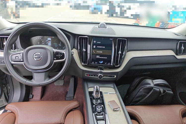 Used Volvo XC60 New Energy 2019 T8 e-Drive Hybrid Prestige Luxury Edition China VI Standard Center Console