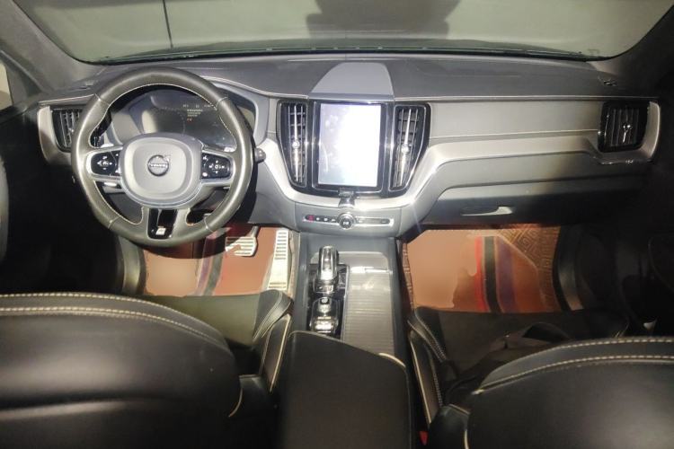 Used Volvo XC60 New Energy 2019 T8 E-Drive Hybrid Intelligent Luxury Sport Edition China V Standard Center Console