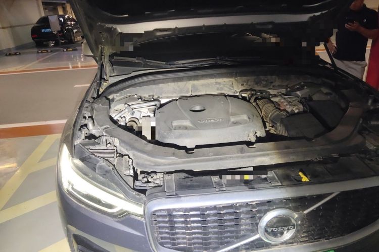 Used Volvo XC60 New Energy 2019 T8 E-Drive Hybrid Intelligent Luxury Sport Edition China V Standard Engine Bay Right
