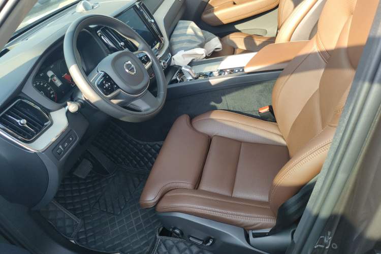 Used Volvo XC60 New Energy 2019 T8 E-Drive Hybrid Prestige Luxury Version China V Standard Left Front Seat