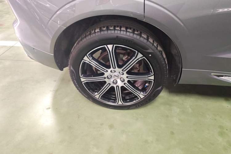 Used Volvo XC60 New Energy 2019 T8 E-Drive Hybrid Prestige Luxury Version China V Standard Right Rear Wheel Hub
