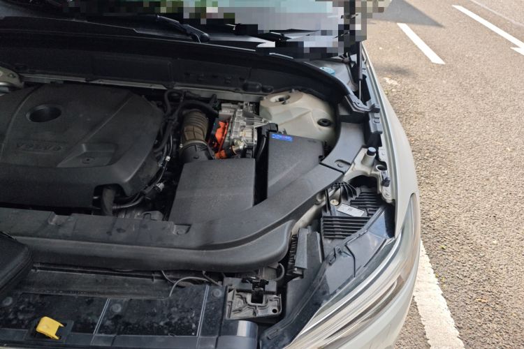 Used Volvo XC60 New Energy 2019 T8 E-Drive Hybrid Prestige Luxury Version China V Standard Engine Bay Left