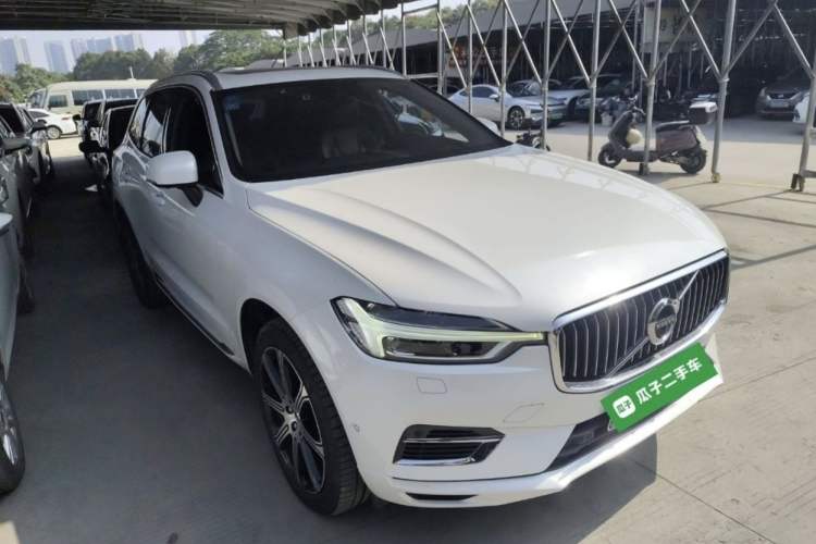 Used Volvo XC60 New Energy 2019 T8 e-Drive Hybrid Prestige Luxury Edition China VI Standard Exterior 2