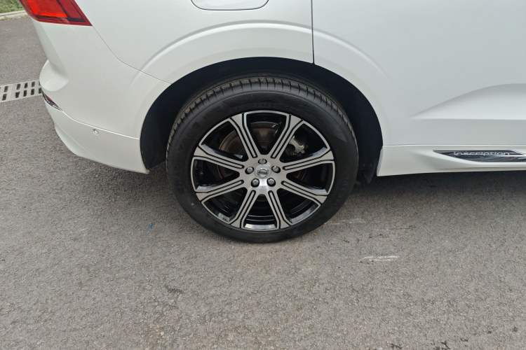 Used Volvo XC60 New Energy 2019 T8 E-Drive Hybrid Prestige Luxury Version China V Standard Exterior 5