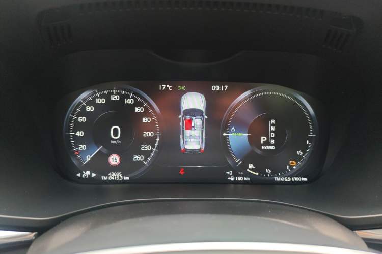 Used Volvo XC60 New Energy 2019 T8 E-Drive Hybrid Prestige Luxury Version China V Standard Instrument Cluster