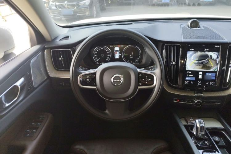Used Volvo XC60 New Energy 2019 T8 e-Drive Hybrid Prestige Luxury Edition China VI Standard Interior 2
