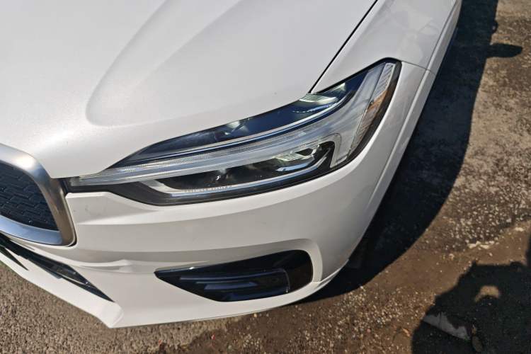 Used Volvo XC60 New Energy 2019 T8 E-Drive Hybrid Intelligent Luxury Sport Edition China V Standard Left Front Headlight