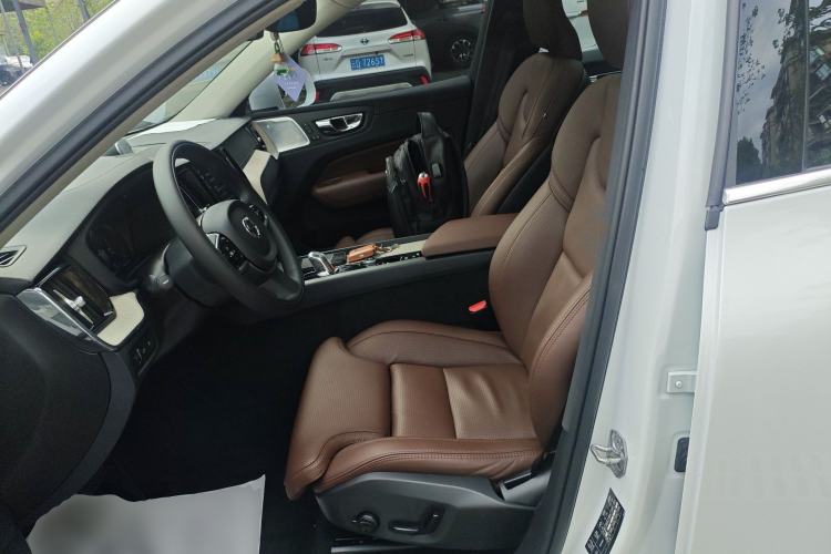 Used Volvo XC60 New Energy 2019 T8 E-Drive Hybrid Prestige Luxury Version China V Standard Left Front Seat