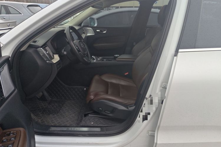 Used Volvo XC60 New Energy 2019 T8 E-Drive Hybrid Prestige Luxury Version China V Standard Left Front Seat
