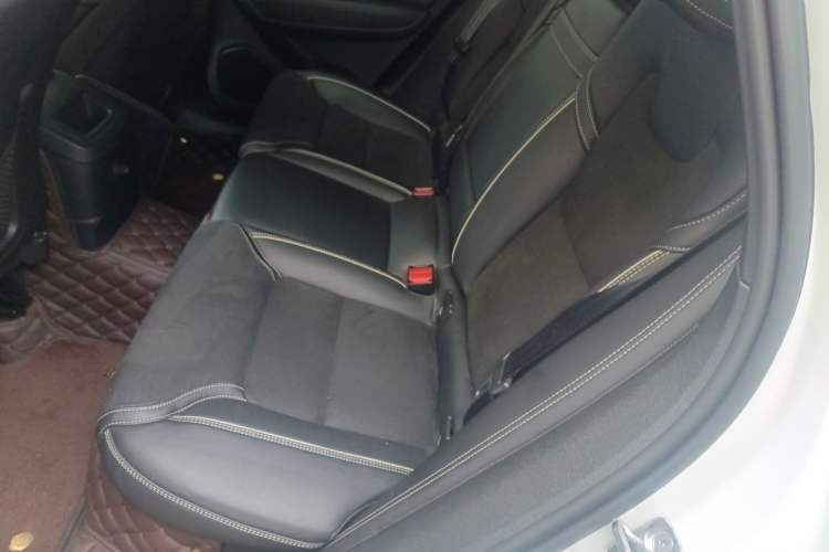 Used Volvo XC60 New Energy 2019 T8 E-Drive Hybrid Prestige Luxury Version China V Standard Left Rear Seat