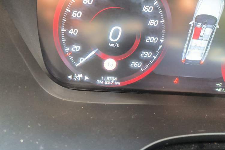 Used Volvo XC60 New Energy 2019 T8 E-Drive Hybrid Prestige Luxury Version China V Standard Odometer Close Up