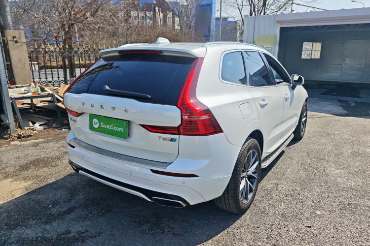 Used Volvo XC60 New Energy 2019 T8 E-Drive Hybrid Intelligent Luxury Sport Edition China V Standard Rear Right 45 Deg