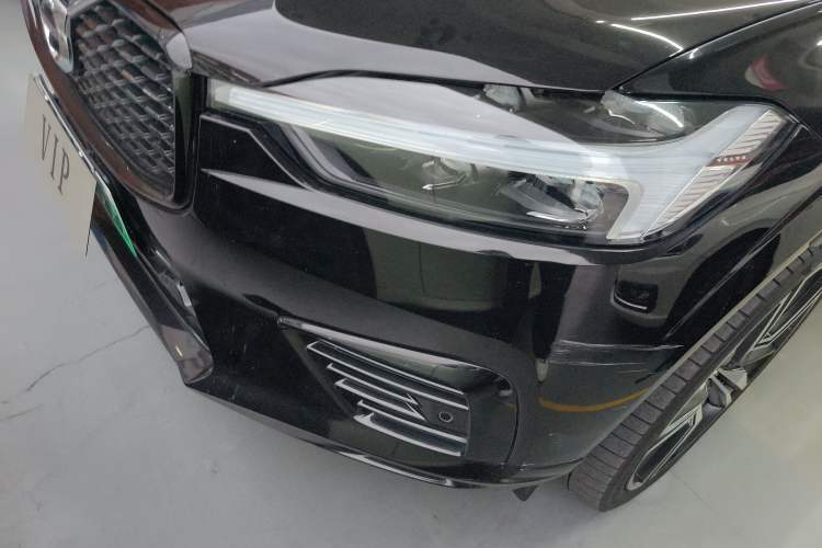 Used Volvo XC60 New Energy 2020 T8 eDrive Hybrid – Smart & Sporty Edition Left Front Headlight