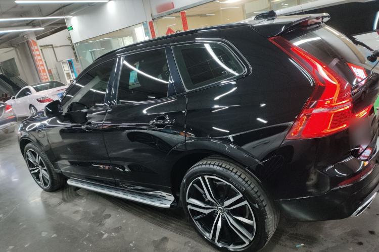 Used Volvo XC60 New Energy 2020 T8 eDrive Hybrid – Smart & Sporty Edition Left Side