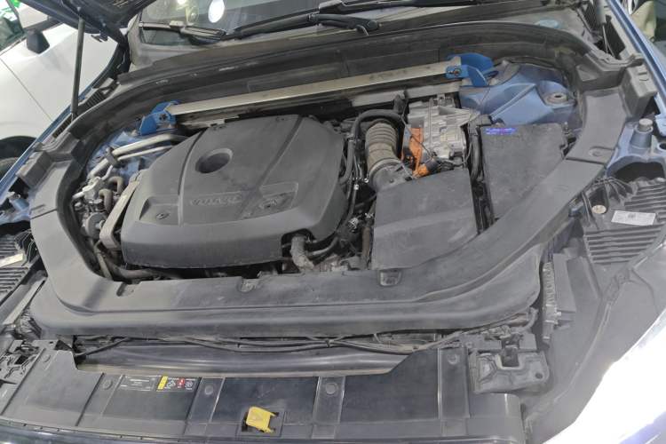 Used Volvo XC60 New Energy 2020 T8 eDrive Hybrid – Smart & Sporty Edition Engine Bay