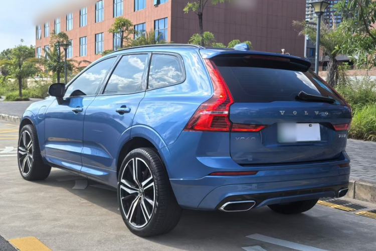 Used Volvo XC60 New Energy 2020 T8 eDrive Hybrid – Smart & Sporty Edition Exterior 2