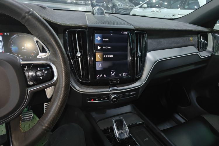 Used Volvo XC60 New Energy 2020 T8 eDrive Hybrid – Smart & Sporty Edition Interior 2