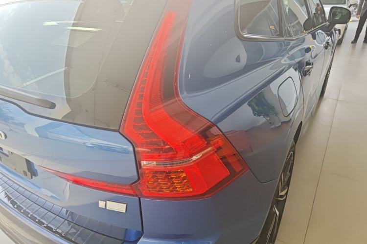 Used Volvo XC60 New Energy 2020 T8 eDrive Hybrid – Smart & Sporty Edition Right Rear Taillight